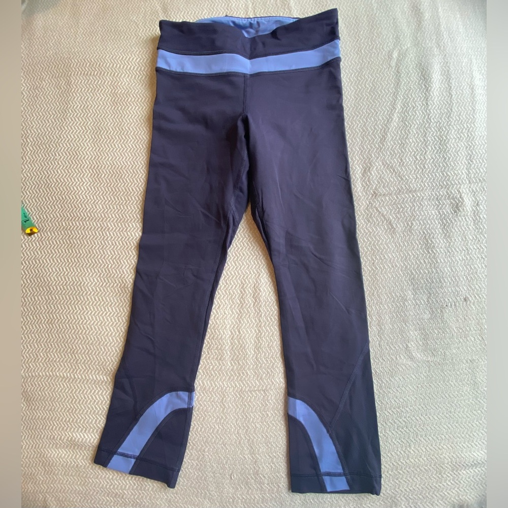 Lululemon size 2 Crop Leggings